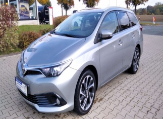 Toyota Auris 1.2Turbo Touring Sports Design Edition Sitzheizung