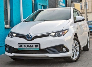 Toyota Auris Hybrid Edition-S+ AC Auto Alu AHK Kamera