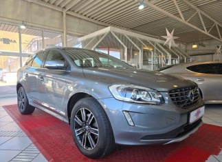 Volvo XC60 Summum AWD+NAVI+KAMERA+LEDER+PANO+SPORTSITZ