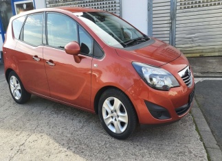 Opel Meriva Innovation B, TÜV NEU,1Hand,AHK,Klima,Sitzheizu