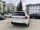 Volvo XC60 Momentum Pro AWD KAMERA+LEDER+HARMAN-KARDON+LED