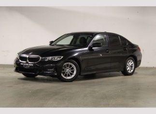 BMW Řada 3 d Limousine DA PA Tempomat Sportsitze