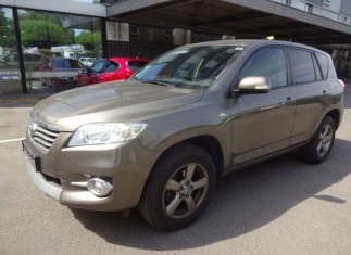 Toyota RAV4 / AUTOMATIK / LEDER