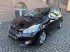 Peugeot 208 Allure/Automatik/Navi/PDC/LED/Leder/