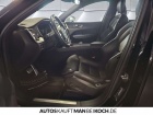 Volvo XC60 T5 AWD R-Design Autom Navi LED SHZ heizLenk