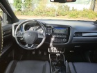 Mitsubishi Outlander Top 4WD BLACK EDITION 7 SITZE NAVI LEDER AHK LED