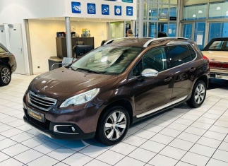 Peugeot 2008 Allure  Navi  LED  PDC v. &  h.  Sitzhzg.