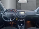 Peugeot 208 1.2 Allure Pan.Dach+NAVI+PDC+Klimaautomatik