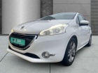 Peugeot 208 1.2 Allure Pan.Dach+NAVI+PDC+Klimaautomatik