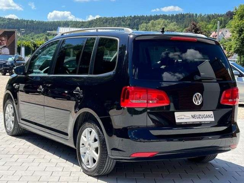 Volkswagen Touran Life ALCANTARA*NAVI*SCHECKHEFT*8FACH