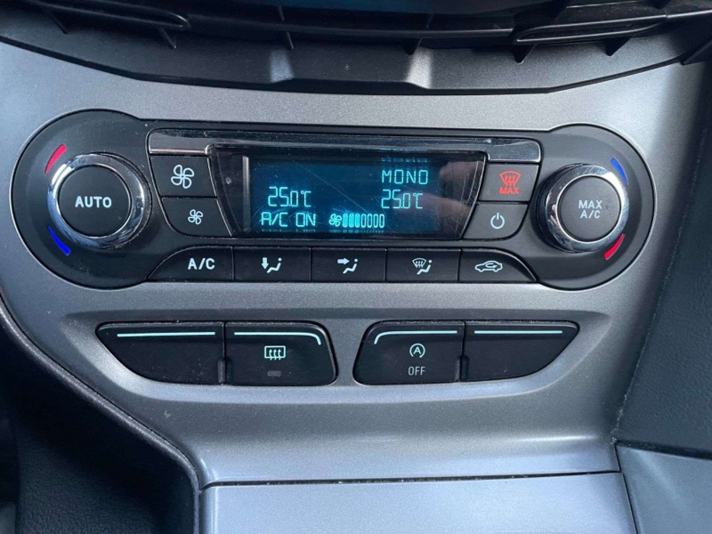 Ford Focus Lim. Trend  Klimaauto Tempomat Bluetooth